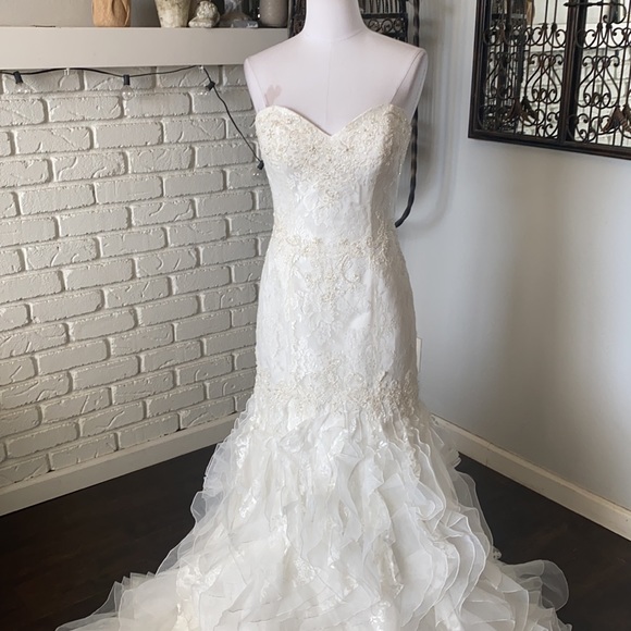 CASABLANCA BRIDAL STYLE 2096 GRACEFUL WHISPERS LACE RUFFLES 10 NEW NO TAGS - Picture 4 of 14